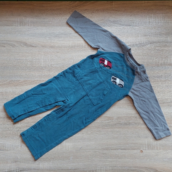 2008 guc/play tractor/car rompers 2T - Picture 4 of 16